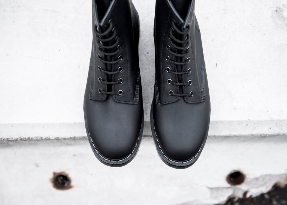 Solovair Greasy 8 Eye Uomo Stivali Derby Nere | S8-551-BG-G-030