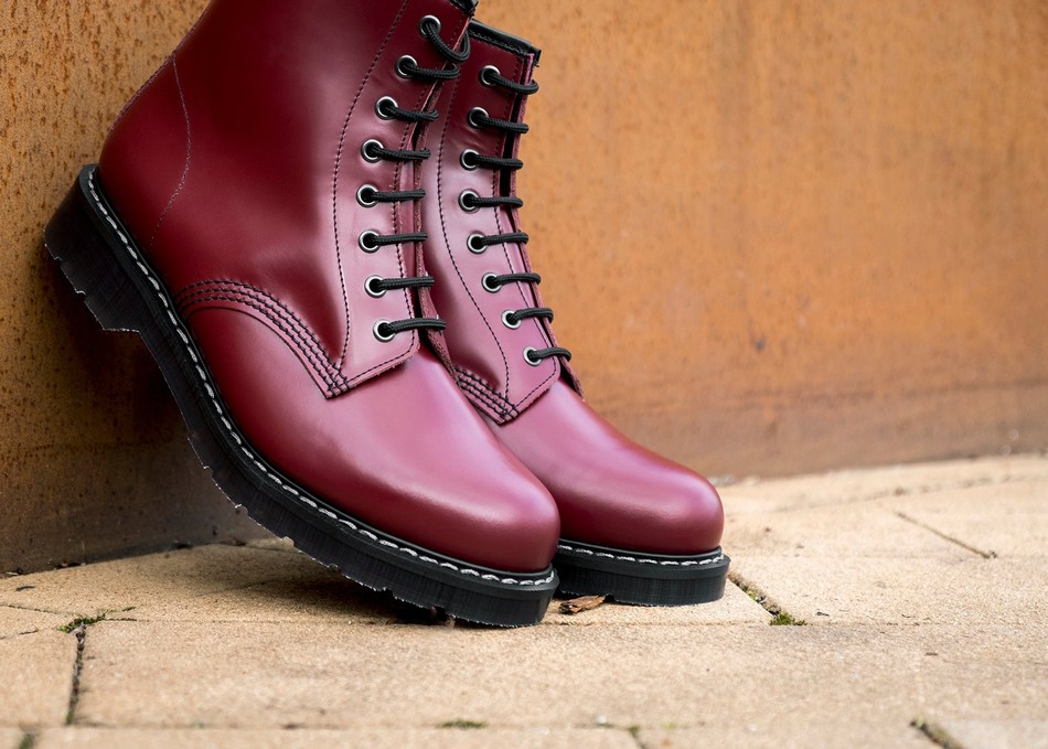 Solovair Hi-Shine 8 Eye Donna Stivali Derby Rosse | S8-551-CR-G-030