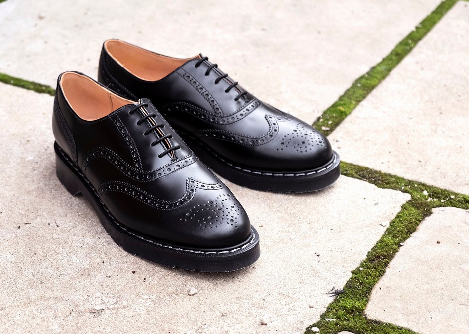 Solovair Hi-Shine English Donna Scarpe Brogue Nere | S5-811-BK-G-030